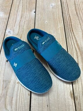 Skechers Women's Slip-On Athletic Shoes in Teal